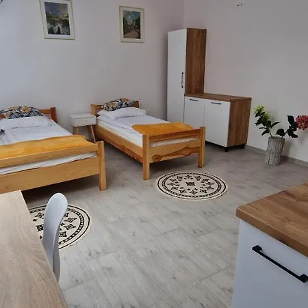 Zielona Ostoja Ulica Szpitalna 3c *